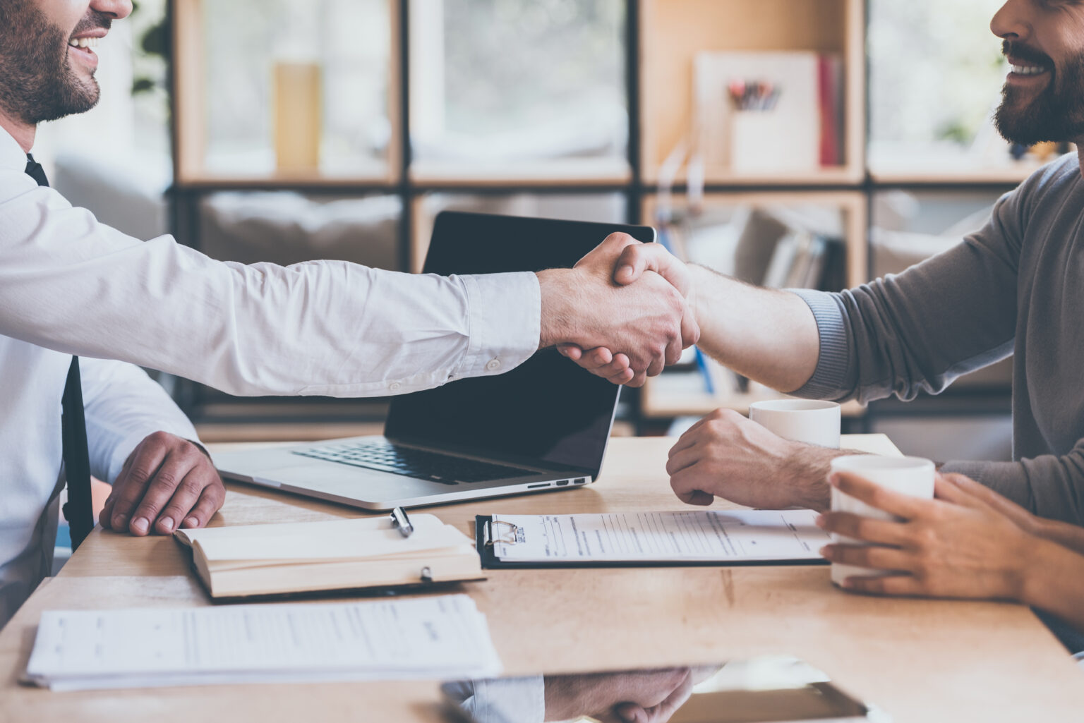 Why Selling Life Insurance Makes for a Good Career Why Selling Life Insurance Makes for a Good Career